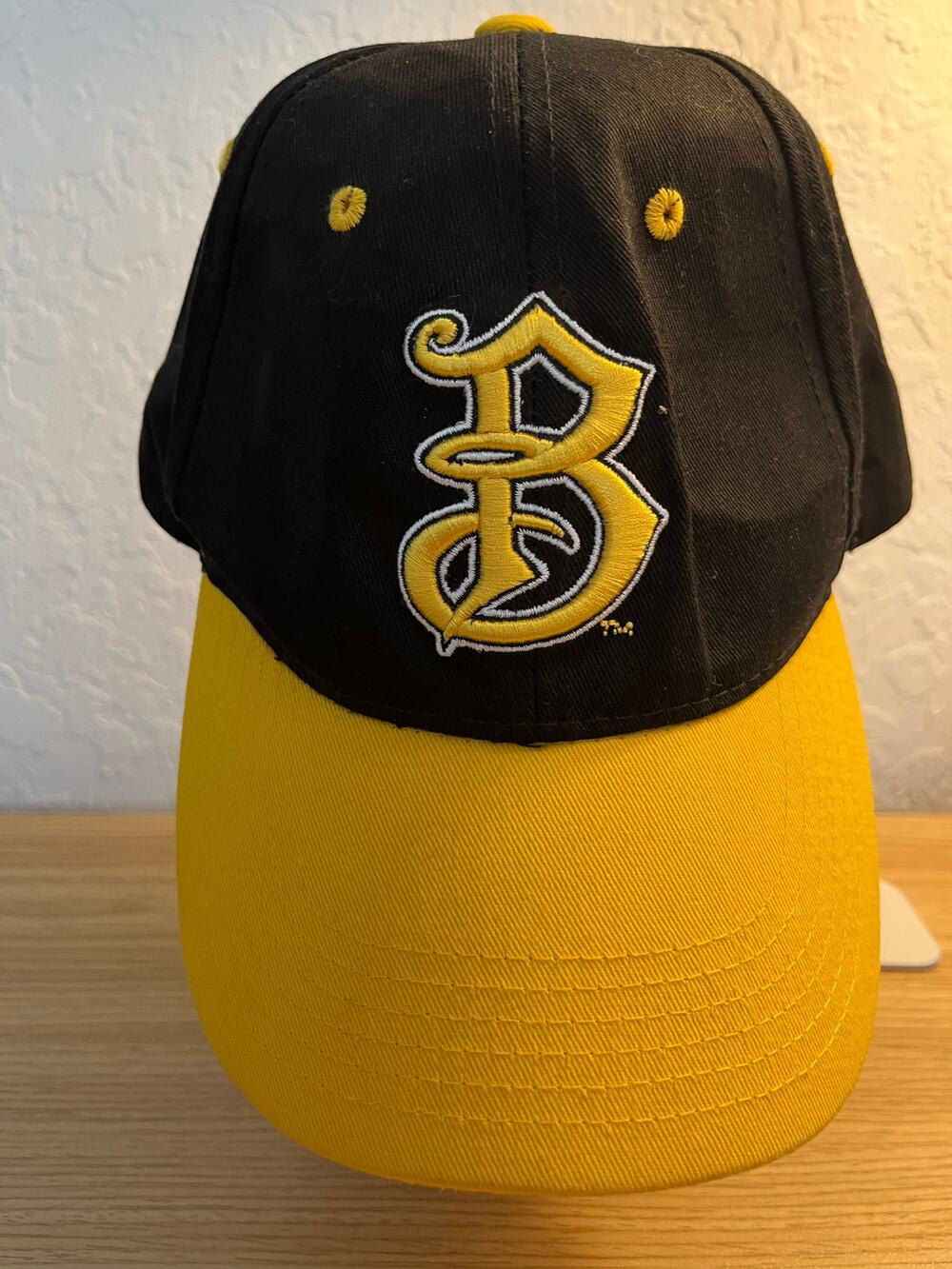 Bradenton Marauders “B” Strap Back Hat Cap Men MiLB Baseball Black Yellow
